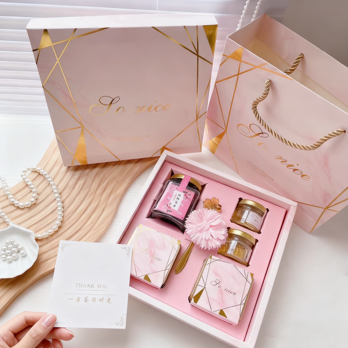微信图片_20251107070207_196_6 Blooming Tea Gift Set - Floral Tea Collection with Raw Honey & Tea Spoon, Premium Gift Box for Tea Lovers