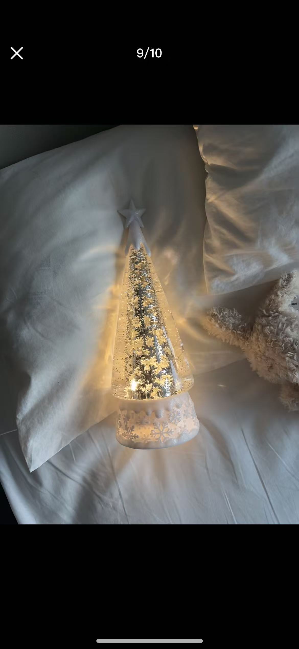 Premium Crystal Christmas Snow Globe - Auto Snowfall 8 Holiday Melodies, Warm LED Light Decor for Home & Christmas Gifting