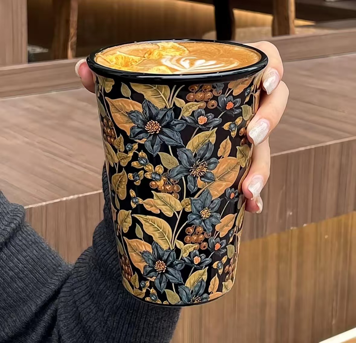 微信图片_20251123150846_339_7 Artisan Porcelain Mug - Hand Painted Floral Relief, Luxury Ceramic Tea Cup with Gift Box, Exquisite Handcrafted Coffee Mug