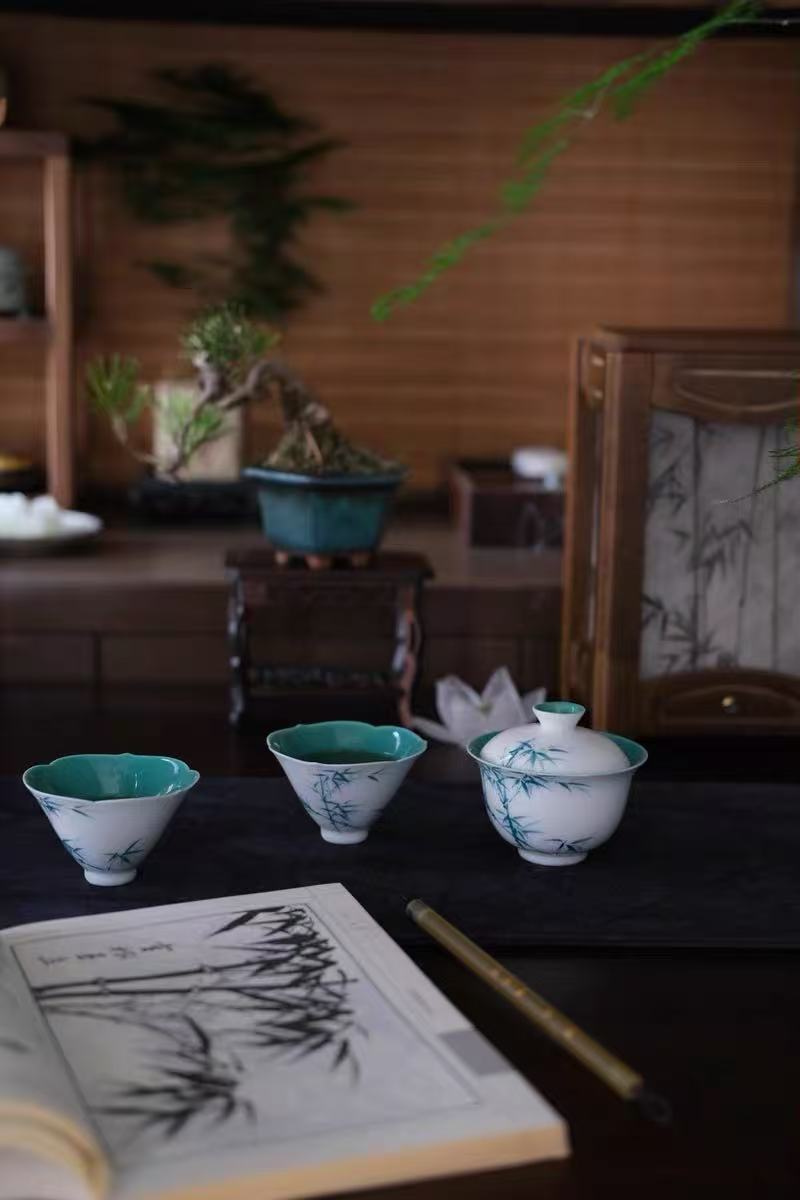 微信图片_20251223084428_642_7 Junxistea Hand-Painted Bamboo Porcelain Gaiwan Set - Zen Tea Cup for Gongfu Brewing
