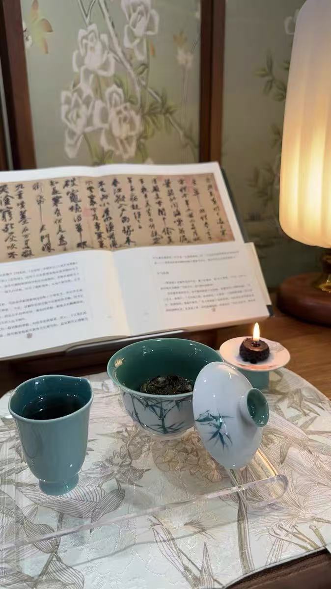 微信图片_20251223084446_645_7 Junxistea Hand-Painted Bamboo Porcelain Gaiwan Set - Zen Tea Cup for Gongfu Brewing