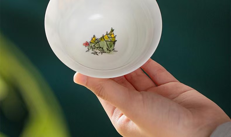 微信图片_20251225225537_611_6 The Celestial Bamboo: 1380°C Porcelain Tea Ritual Set - Hand-Painted Panda Motif, Jingdezhen