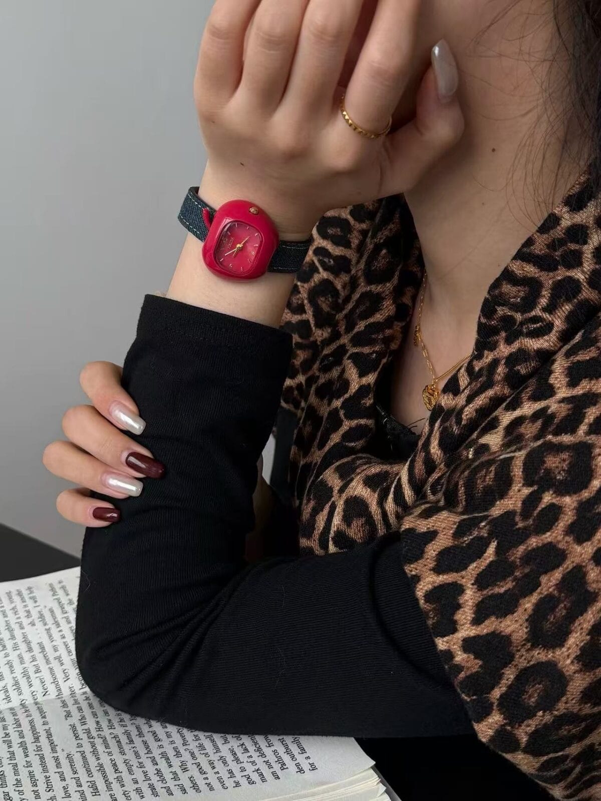 Red Apple & Denim Blue Artistic Magnetic Clasp Watch - Unique Minimalist Fashion for Women