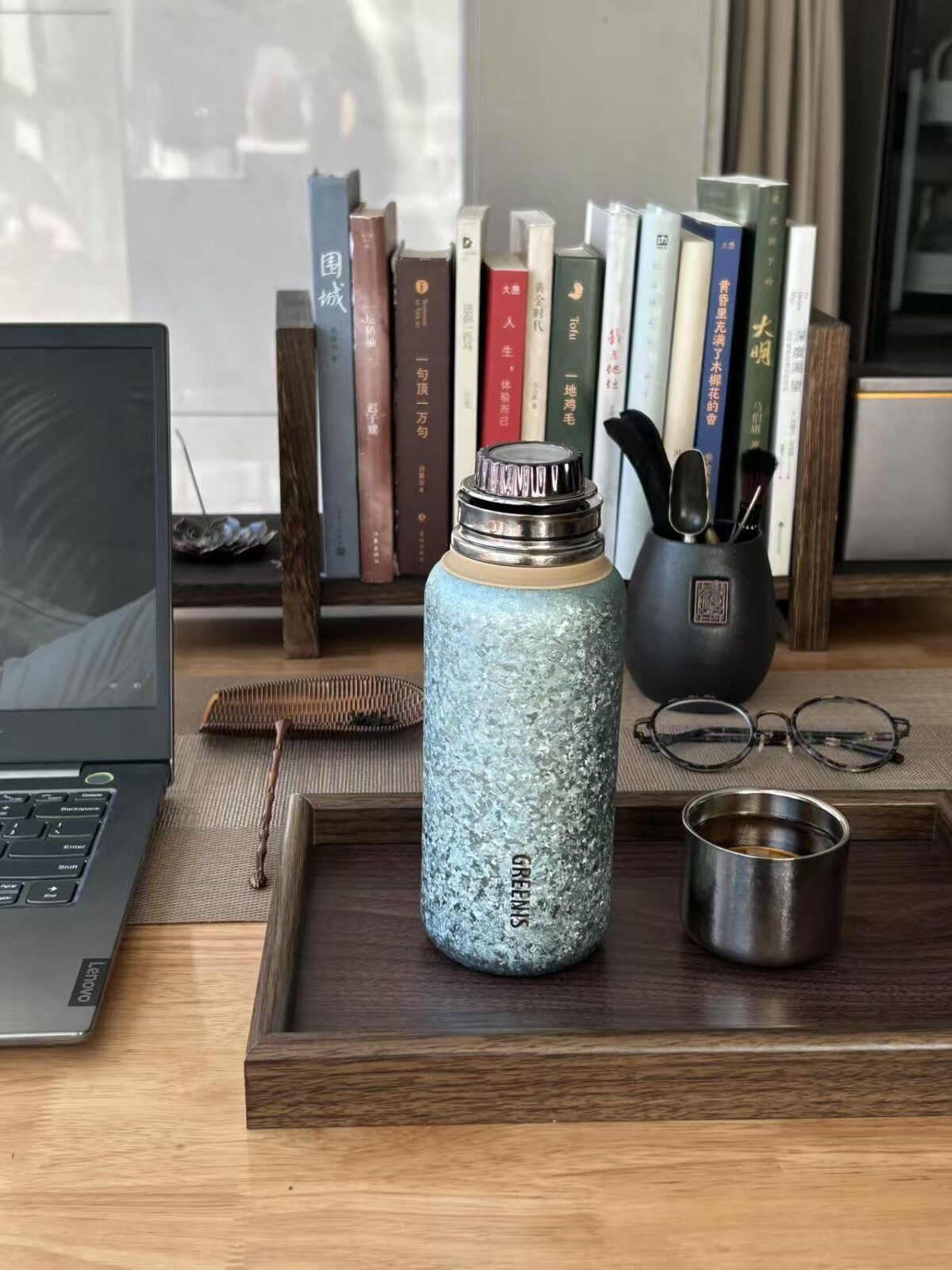 Watch-Style Temperature Display Pure Titanium Tumbler - 450ml Vacuum Insulated Cup with Analog Gauge