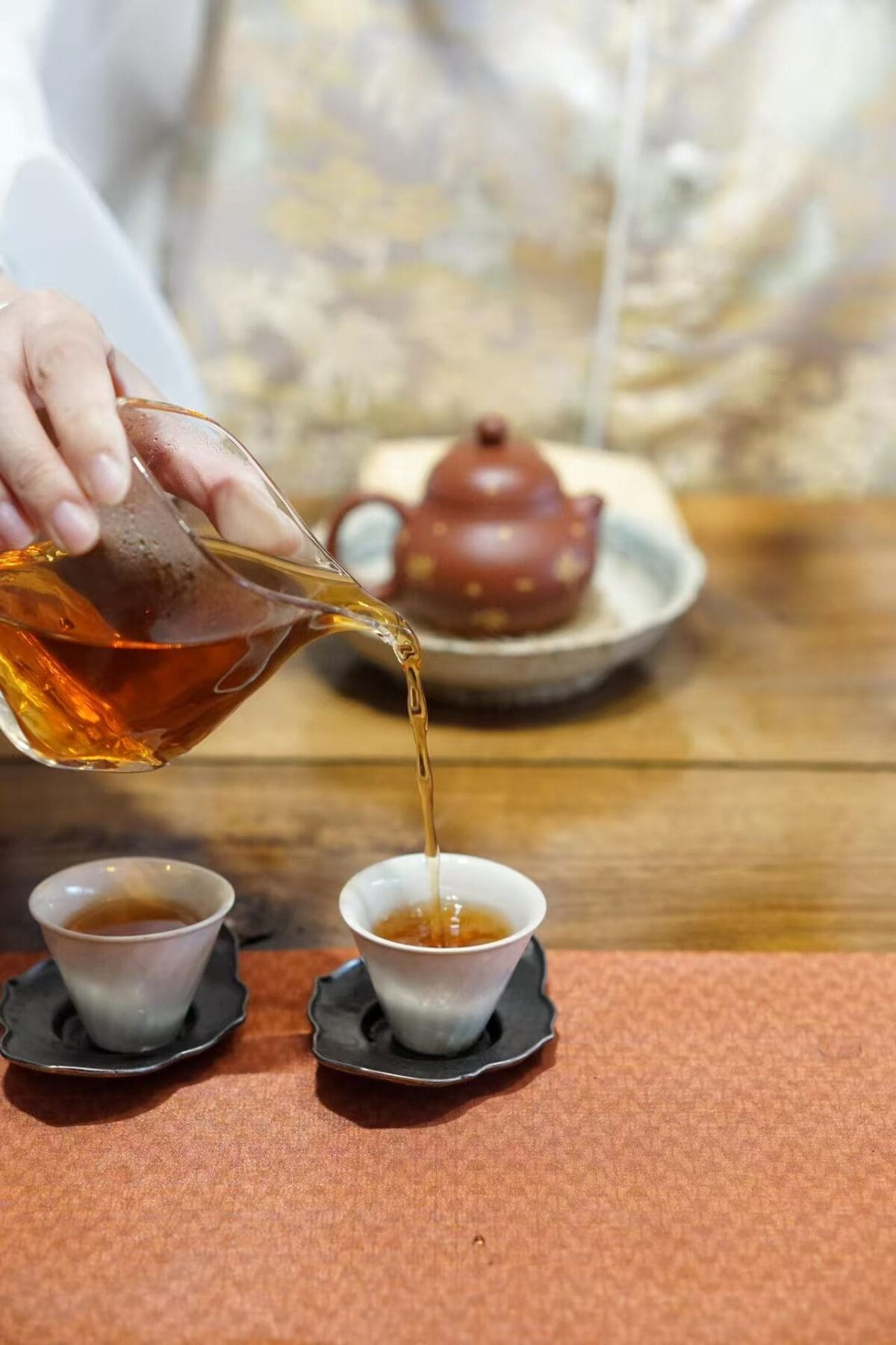 微信图片_20260118013746_1105_6 Yixing Teapot - Luxurious Gold-Foil Teapot, 100ml Ceremony Pot