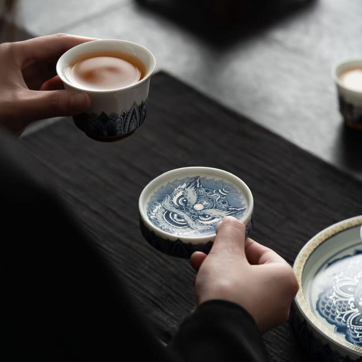 微信图片_20260118024803_1131_6 Blue and White Tea Set - Exquisite 5-Pc Lion Dance Gaiwan Collection
