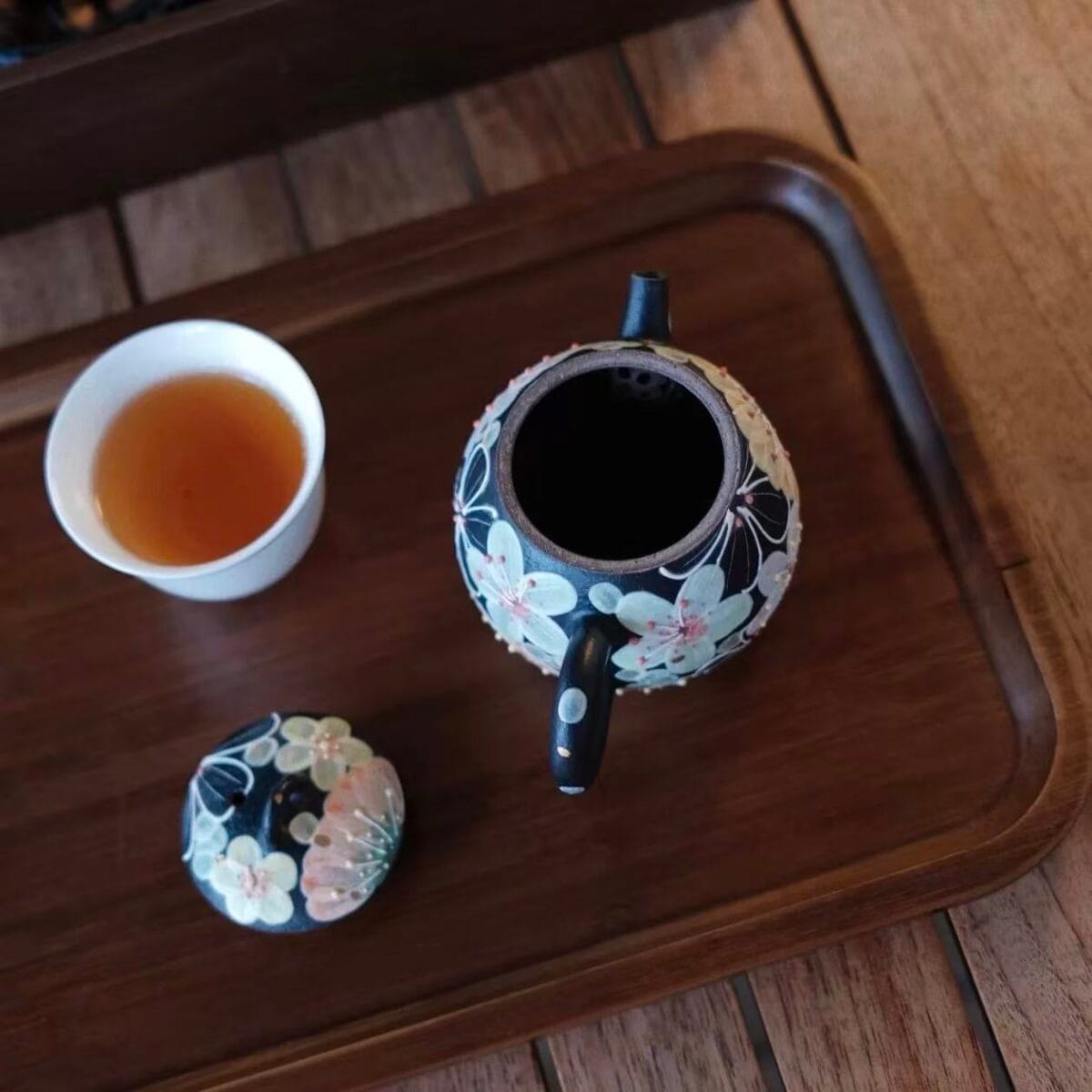 微信图片_20260121010236_1202_6 Yixing Teapot - Exquisite 150ml Hand-Painted Floral Dragon Egg for Gongfu