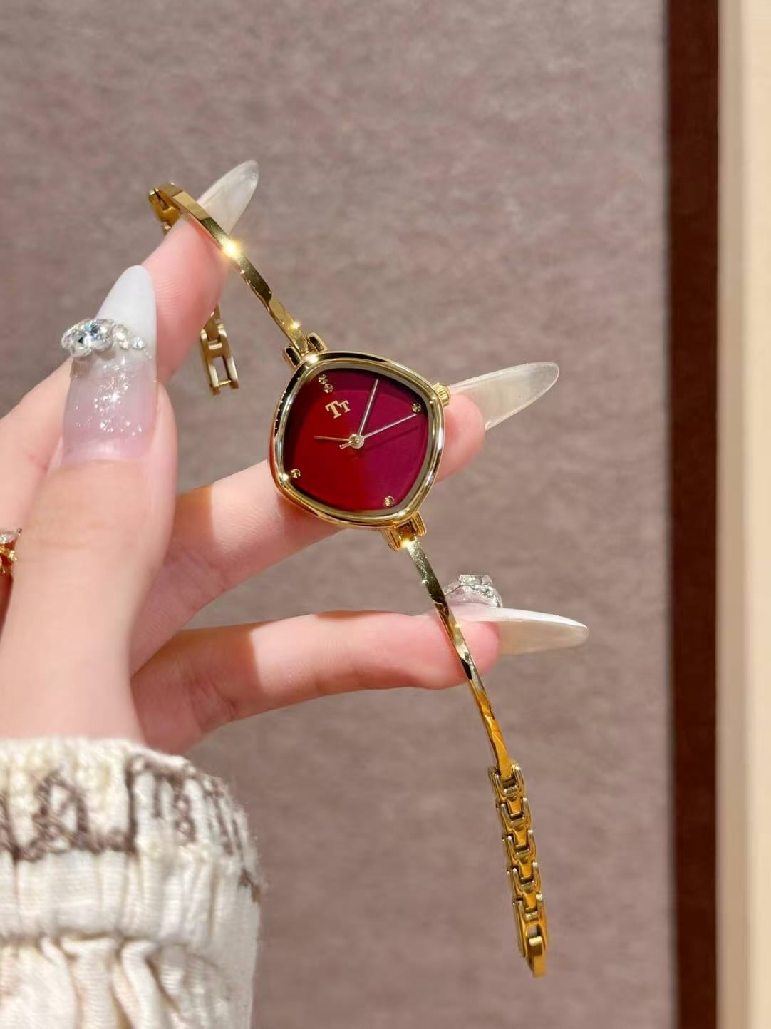 Retro Square Bangle Watch for Women - Small Sugar Cube Design with 7 Colors, Water-Resistant Luxury Watch