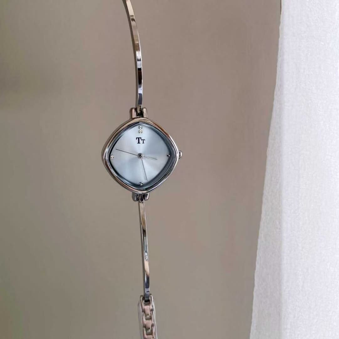 Retro Square Bangle Watch for Women - Small Sugar Cube Design with 7 Colors, Water-Resistant Luxury Watch