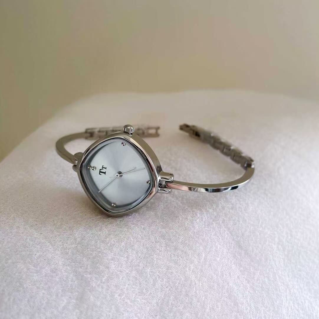 Retro Square Bangle Watch for Women - Small Sugar Cube Design with 7 Colors, Water-Resistant Luxury Watch