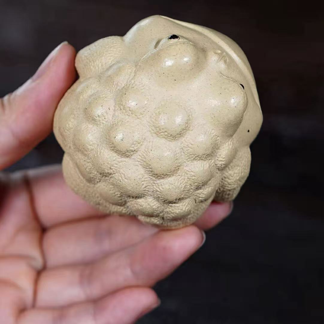 微信图片_20260126111413_1327_6 Zisha Tea Pet Three-Legged Money Toad - Yangzhi White Clay Wealth Attraction Ornament, Patina Developable