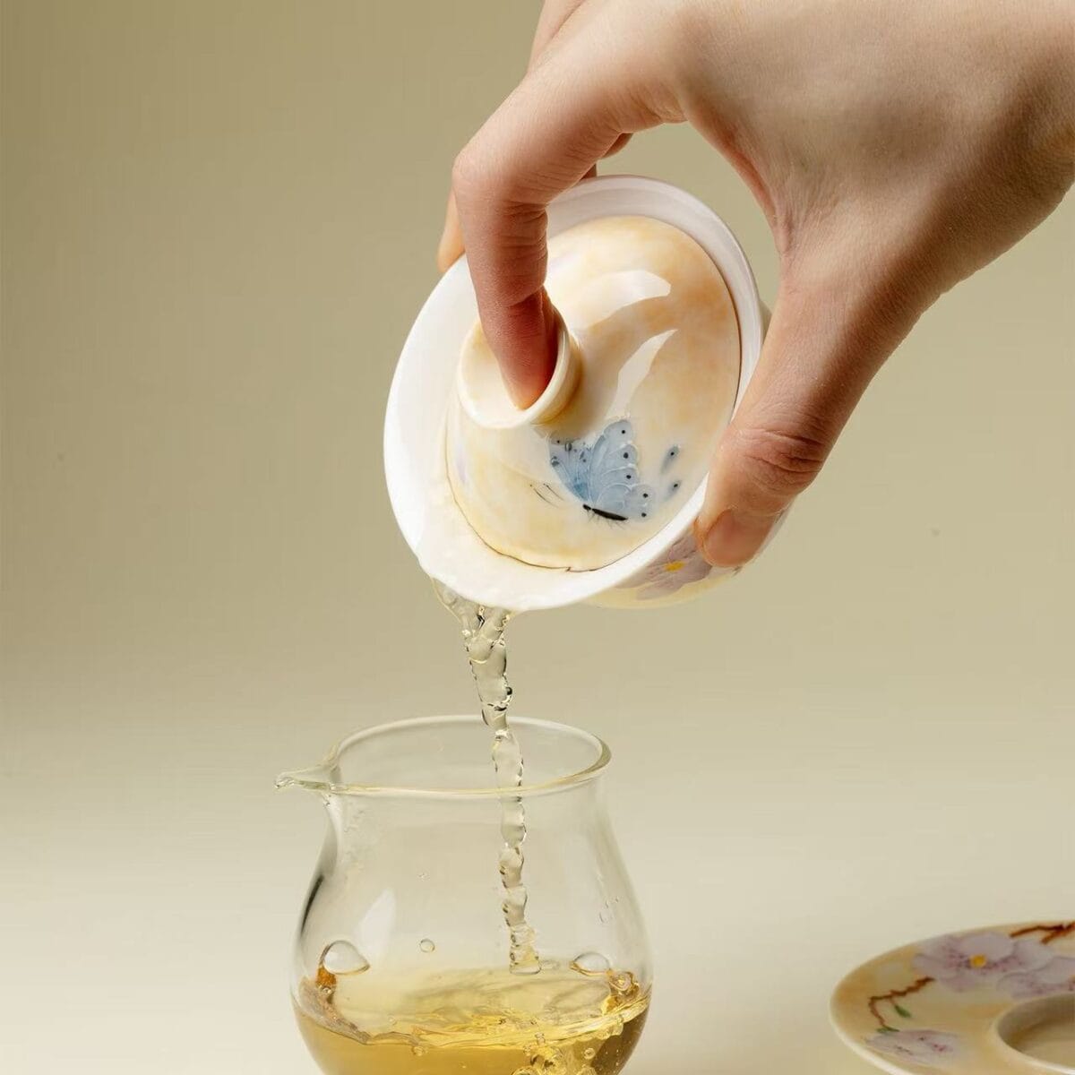 Cherry Blossom Gaiwan - Beautiful Apricot Yellow & Butterfly Design, 120ml