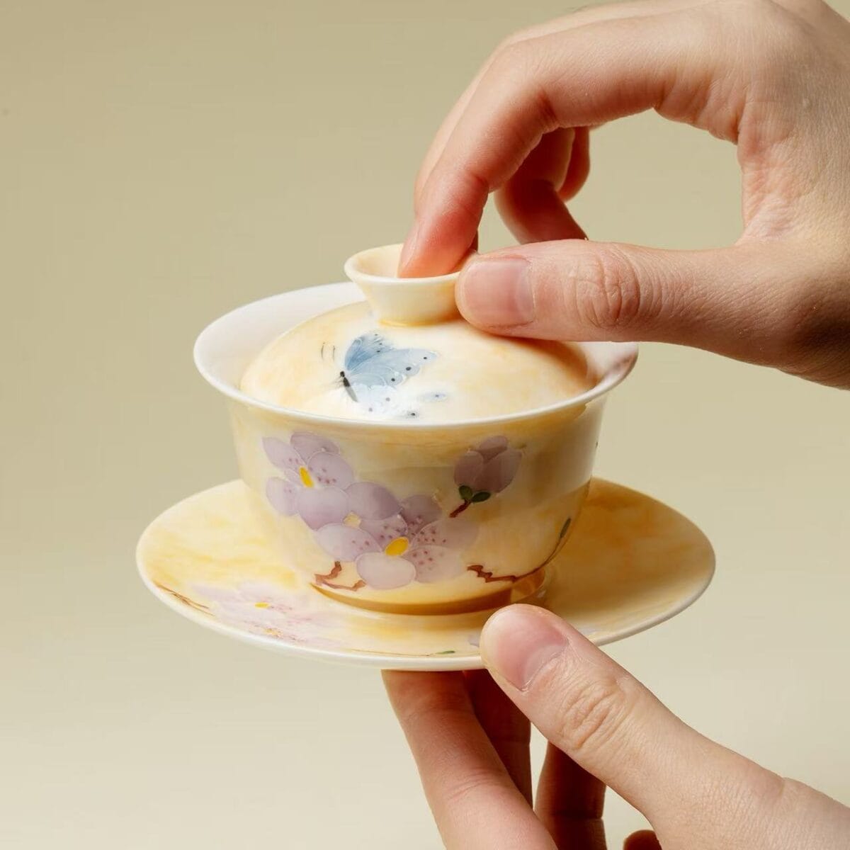 Cherry Blossom Gaiwan - Beautiful Apricot Yellow & Butterfly Design, 120ml