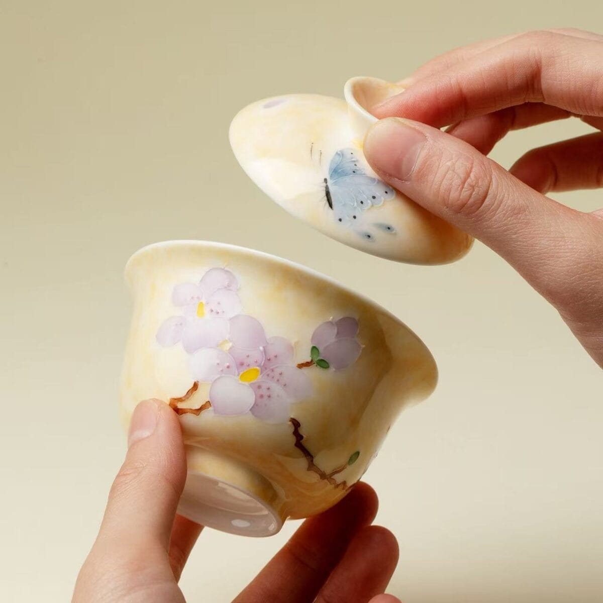 Cherry Blossom Gaiwan - Beautiful Apricot Yellow & Butterfly Design, 120ml