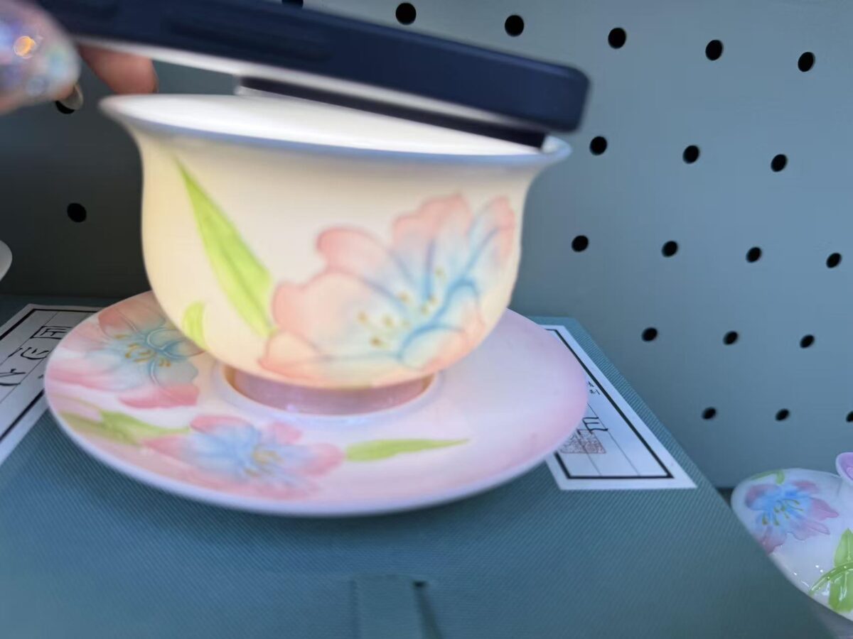 微信图片_20260129113959_1446_6 Hand-Painted Peony Arita Ware San Cai Gaiwan - Ceramic Three-Piece Tea Set