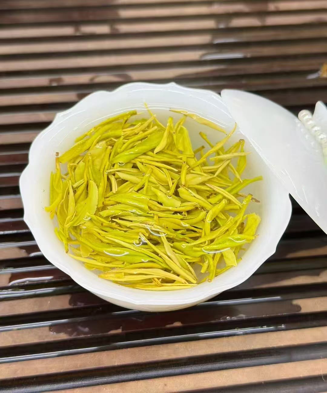 Golden Bud Green Tea Gift Box - 250g Premium Anji Spring Harvest