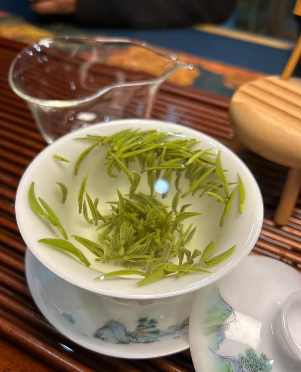 Exquisite Junshan Silver Needle Yellow Tea | 100g Premium Tin