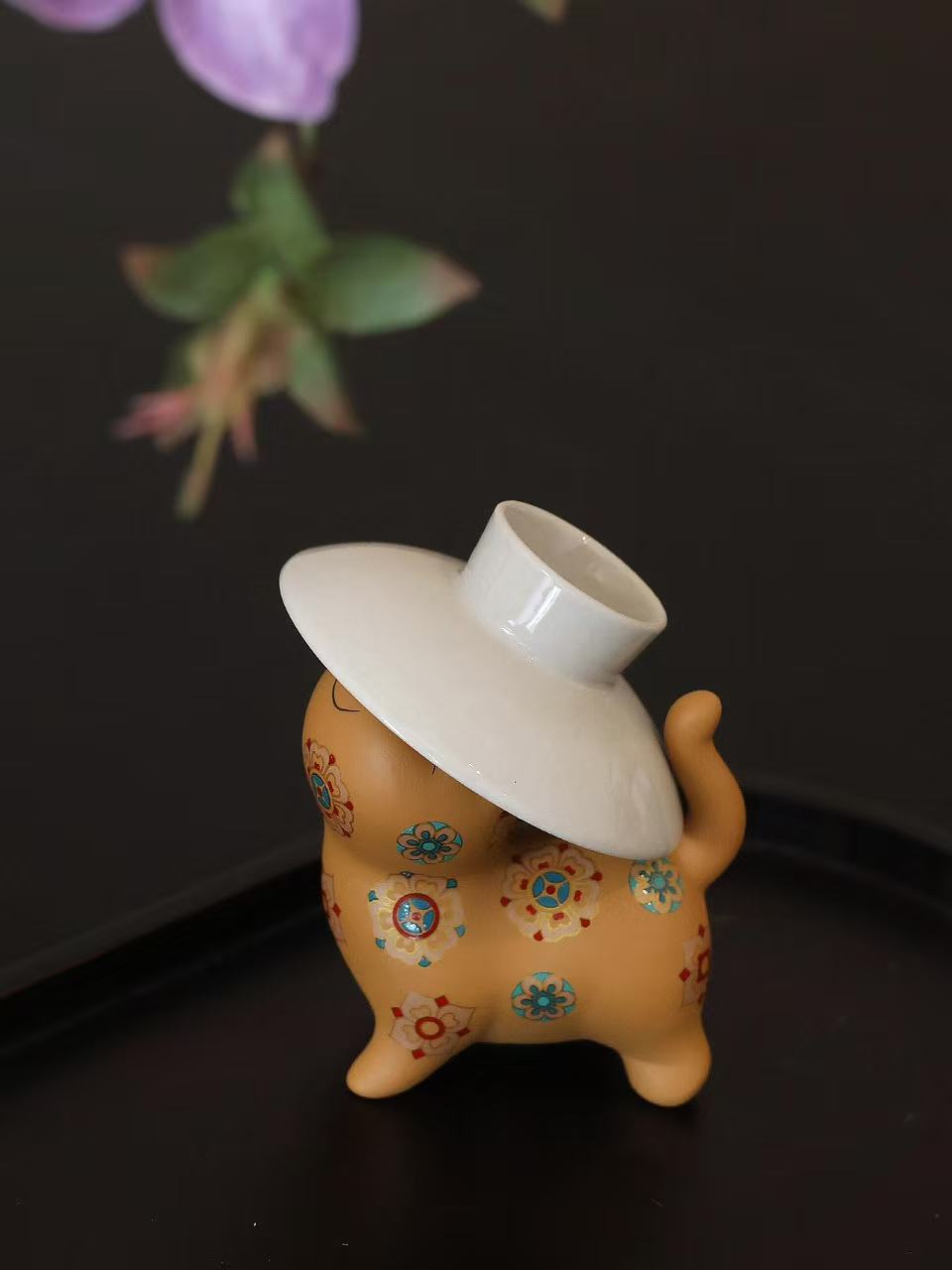微信图片_20260202112101_1645_6 Golden Duan Zisha Cat Tea Pet & Lid Rest - Handmade Ceramic Tea Accessory