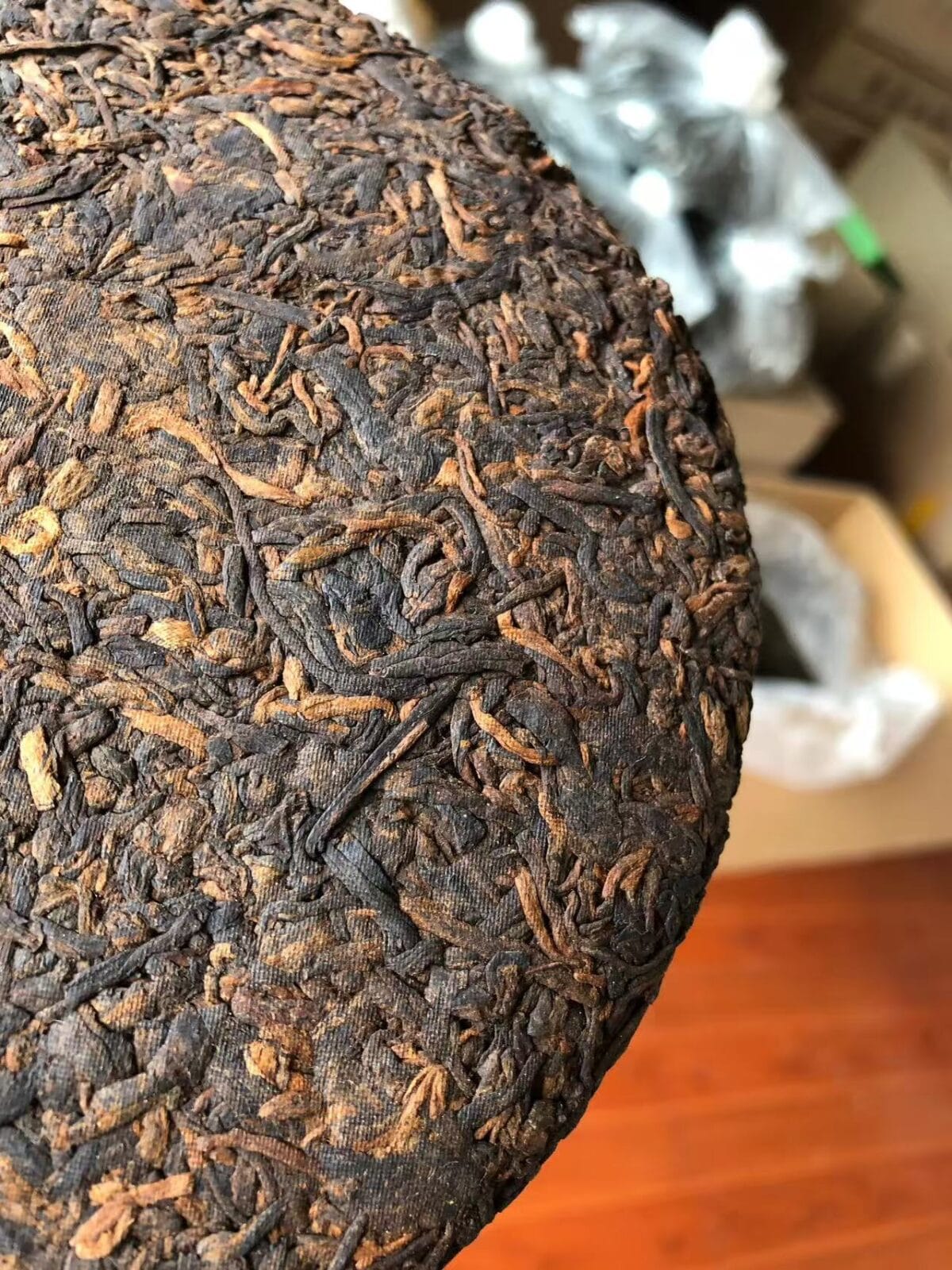 微信图片_20260209150330_1823_6 2019 Lao Ban Zhang Ripe Puer Tea Cake - A Rich, Smooth Treasure