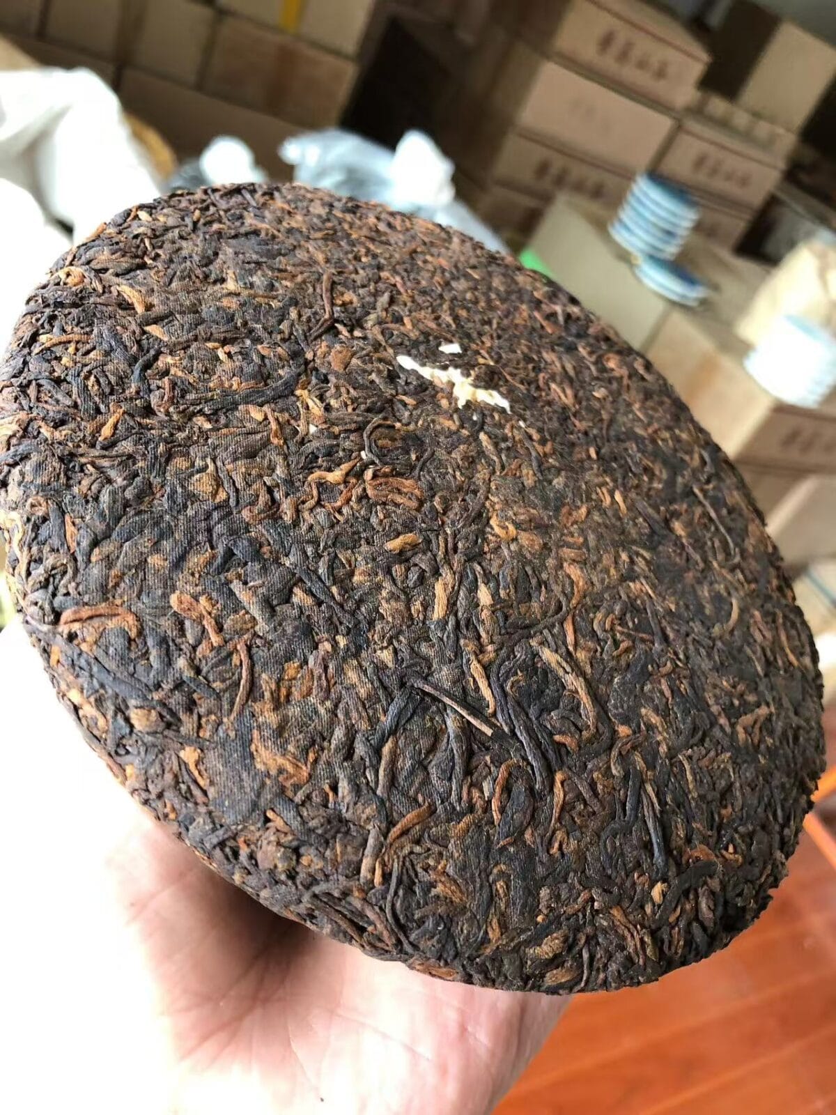 微信图片_20260209150331_1824_6 2019 Lao Ban Zhang Ripe Puer Tea Cake - A Rich, Smooth Treasure