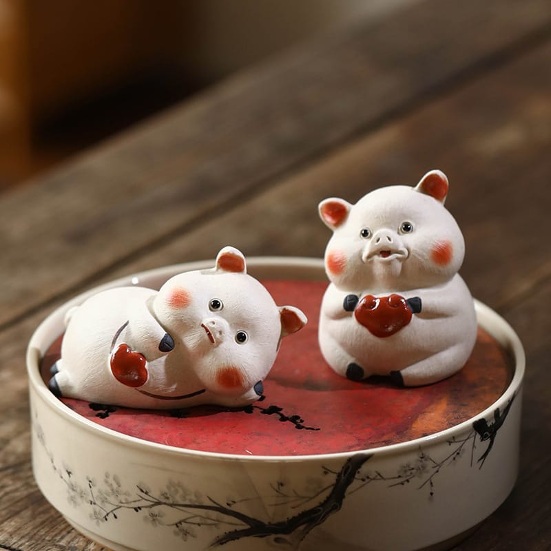 Hand-Crafted Yixing Zisha Tea Pet Pig - White Clay Prosperity Sculpture with Colorful Hand-Painted Design