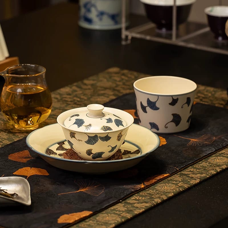 Ginkgo Leaf Gaiwan - Exquisite 150ml Plant Ash Glaze & Blue White Set