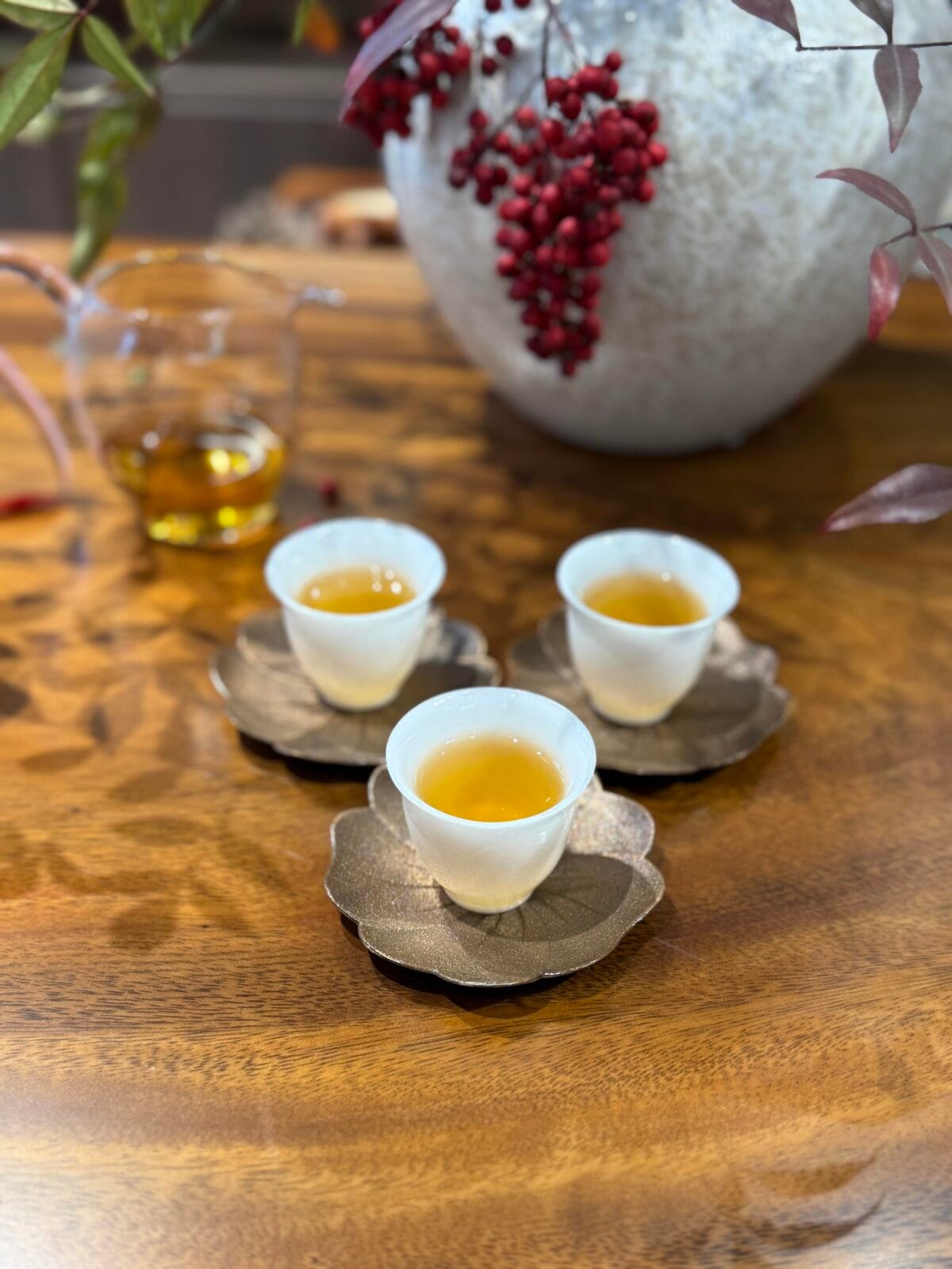 Gong Mei White Tea Compressed Cakes - 500g of Pure, Guilt-Free Comfort