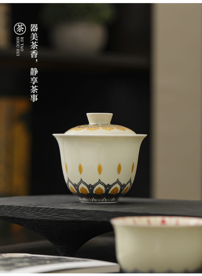Silver Lotus Gaiwan - 150ml Art Piece Inspired by Mogao Caves