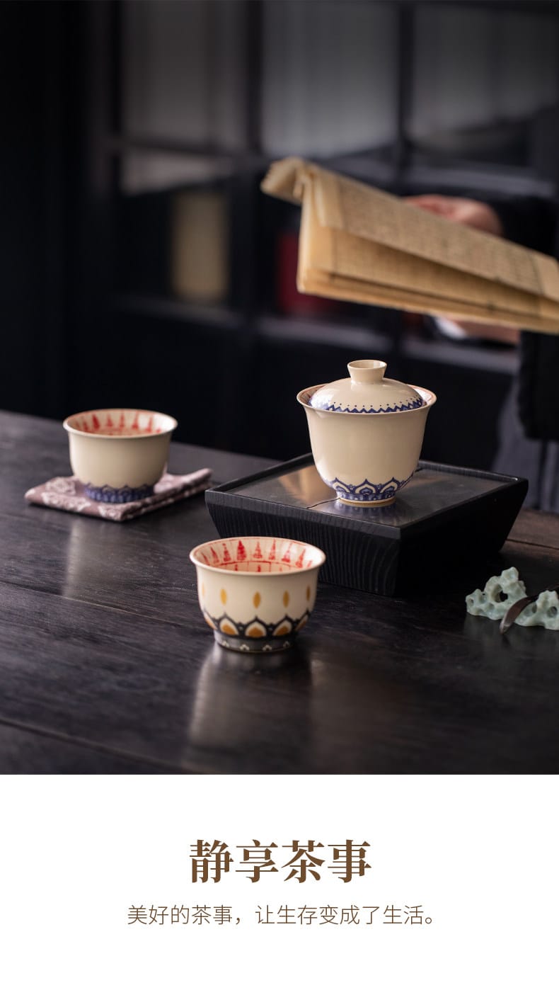 Silver Lotus Gaiwan - 150ml Art Piece Inspired by Mogao Caves