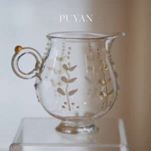 Wisteria Embossed Borosilicate Glass Fairness Cup – 170ml Tea Pitcher for Gongfu Tea