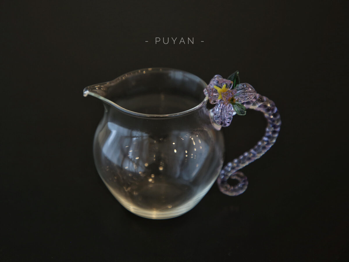 Iris Embossed Borosilicate Glass Fairness Cup – 220ml Tea Pitcher