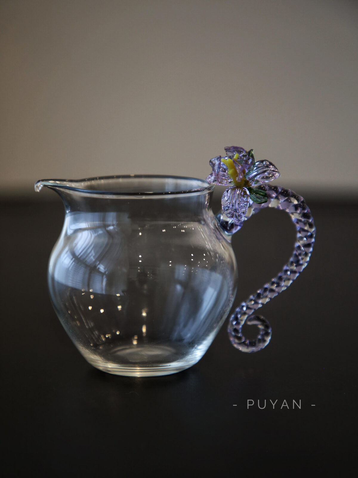 Iris Embossed Borosilicate Glass Fairness Cup – 220ml Tea Pitcher