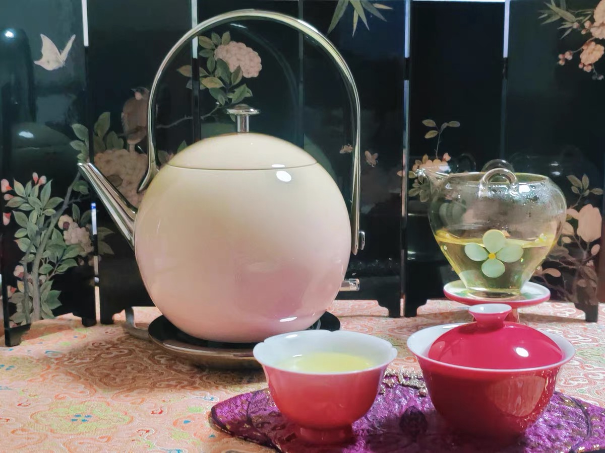 The Serenity Kettle - 0.6L Rapid-Boil Electric Kettle for Tea, 304 Stainless Steel, Auto Shut-Off