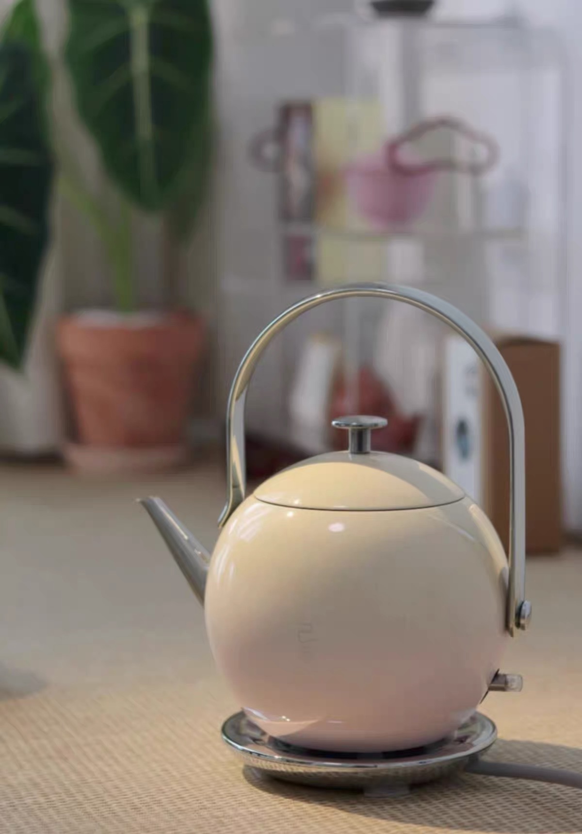 The Serenity Kettle - 0.6L Rapid-Boil Electric Kettle for Tea, 304 Stainless Steel, Auto Shut-Off