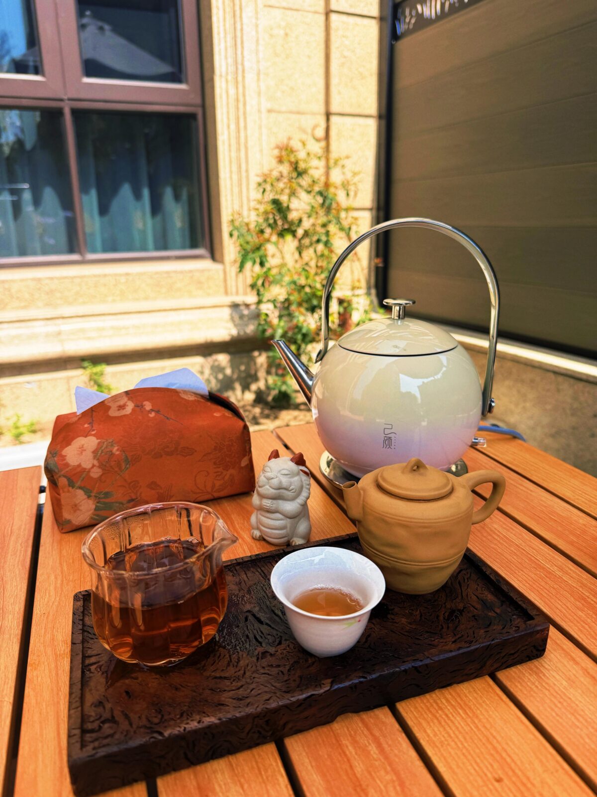 The Serenity Kettle - 0.6L Rapid-Boil Electric Kettle for Tea, 304 Stainless Steel, Auto Shut-Off