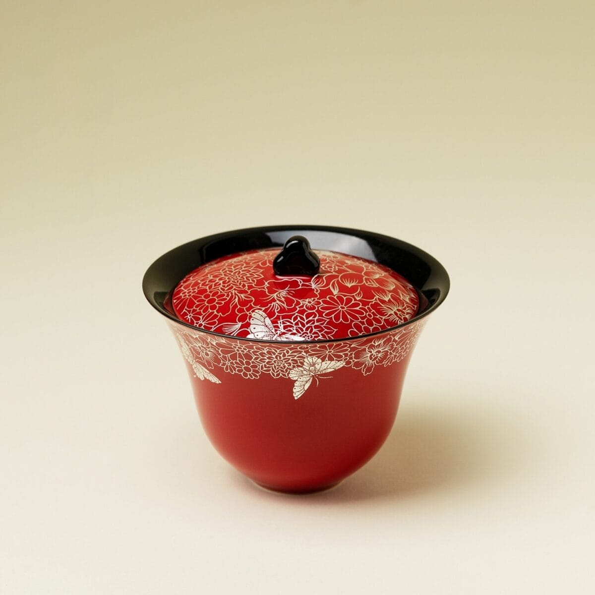dusky crimson gaiwan