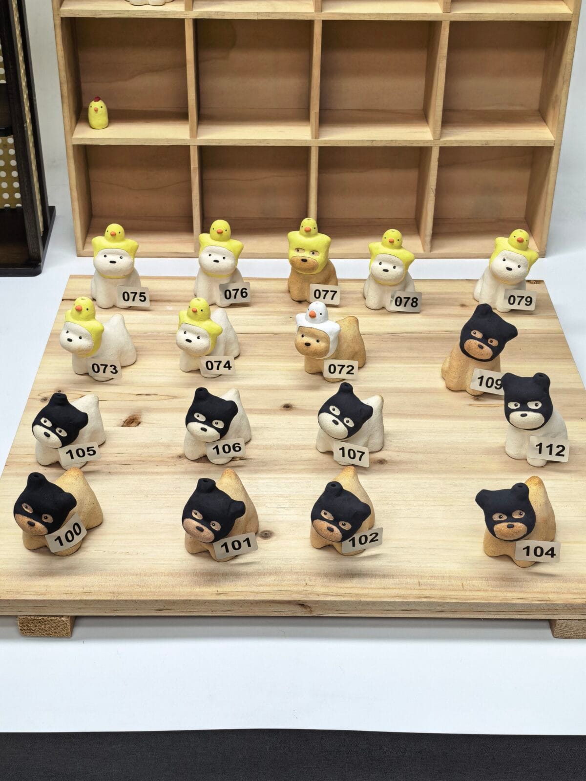 微信图片_20260408184913_377_4 Handmade Ceramic Dog Figurine - Charming, Numbered Collectible (7-9cm)