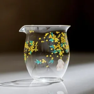 floral glass gongdao cup with rabbit design