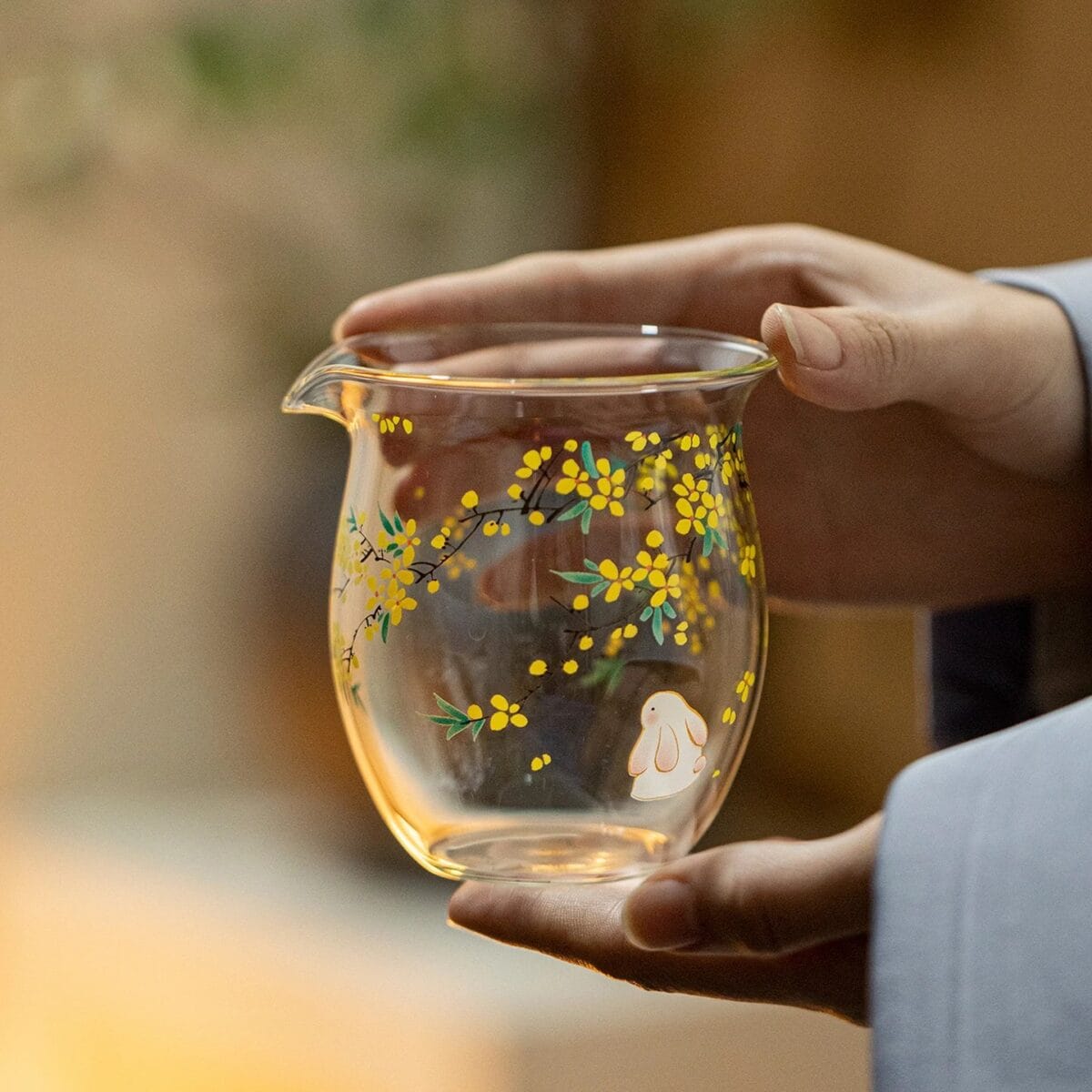 Floral Glass Gongdao Cup with Rabbit Design - 270ml of Enchanting Tea Service