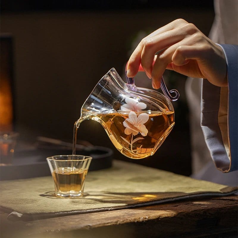 Hand-Painted Bamboo Lily Glass Fairness Cup: Your Beautiful 300ml Tea Server