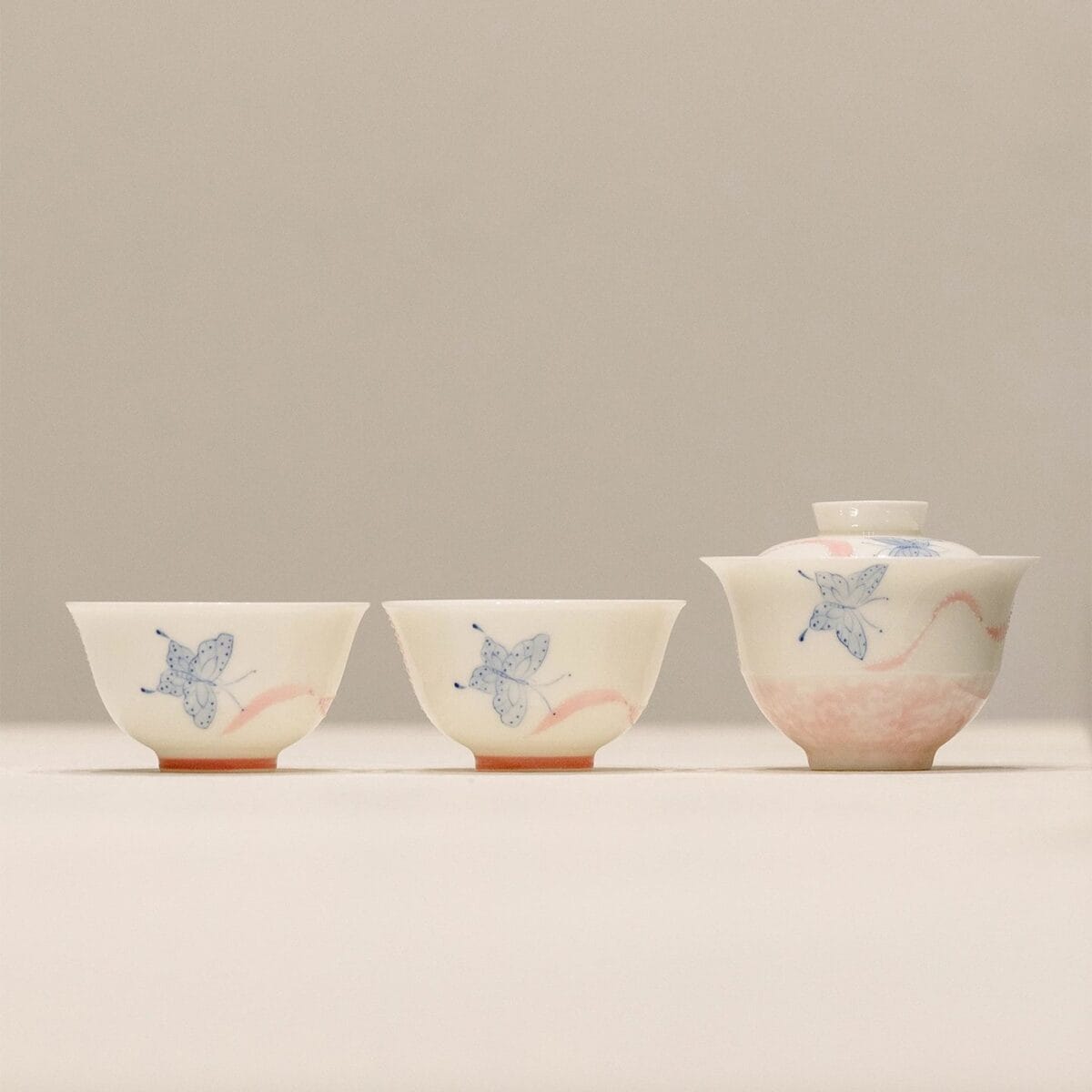 Lilac Butterfly Porcelain Gaiwan Set: A 3-Piece Masterpiece for Serene Moments