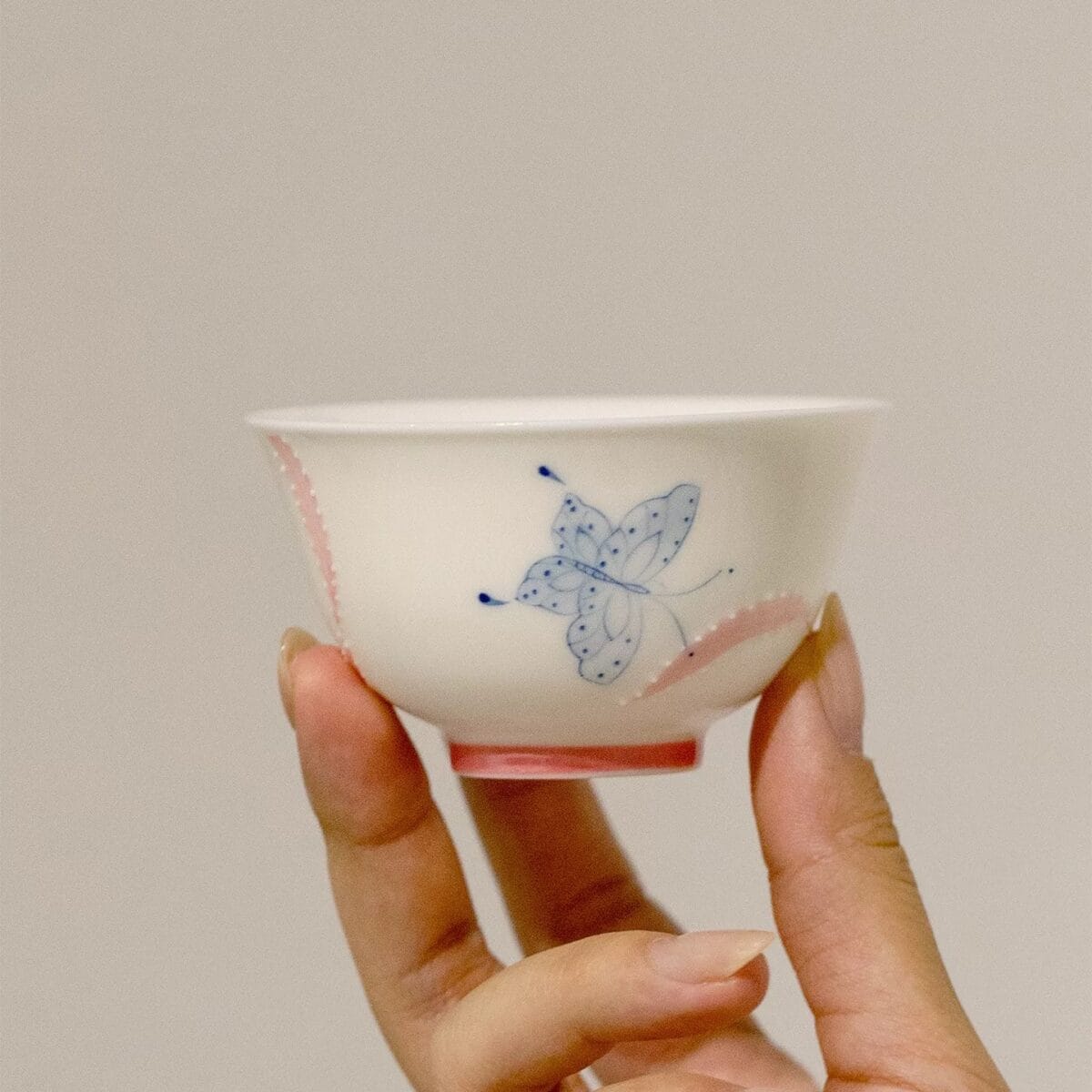 Lilac Butterfly Porcelain Gaiwan Set: A 3-Piece Masterpiece for Serene Moments