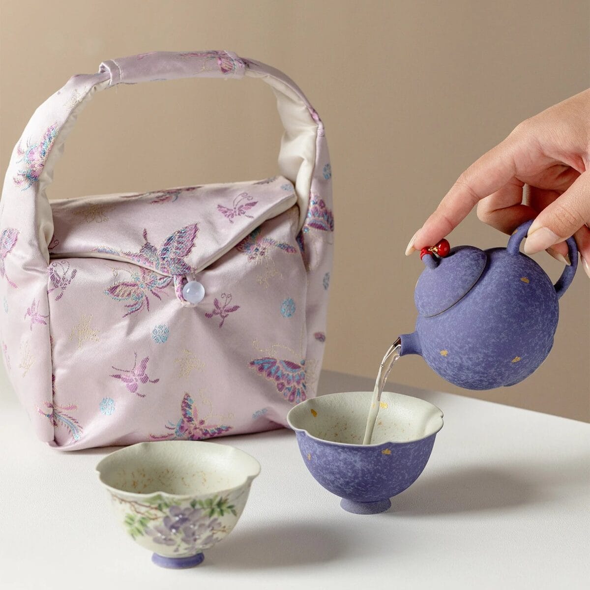 Lavender Travel Porcelain Tea Set: A Stunning & Portable 1-Pot-2-Cup Kit