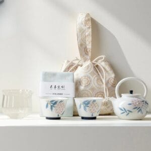 Hand-painted Hydrangea Treasure Flower Set