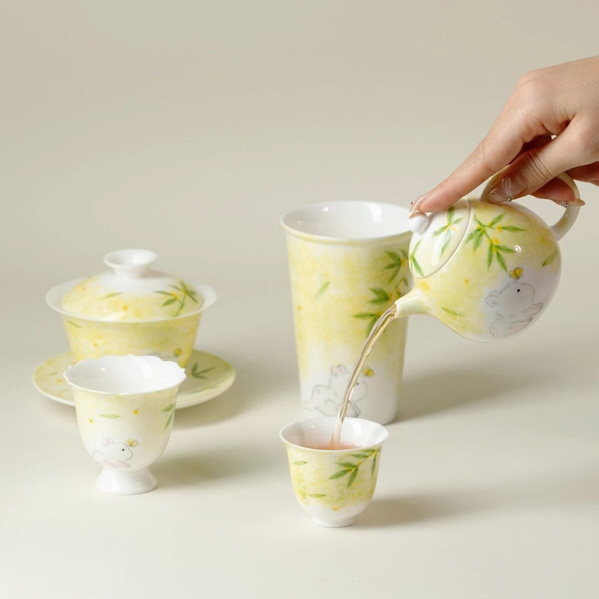 Simply Charming! Guimao Xidi Hand-Painted Tea Set, 5 Pieces