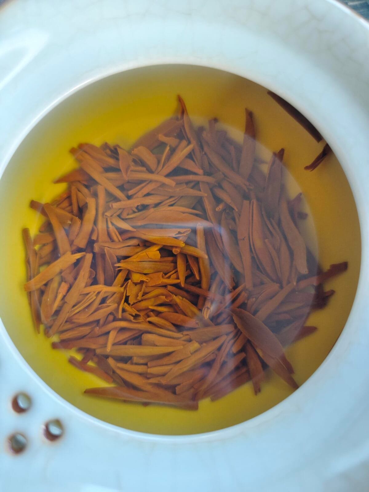 Jin Jun Mei Black Tea: 50 Individually Wrapped Servings of Tongmu Guan Luxury