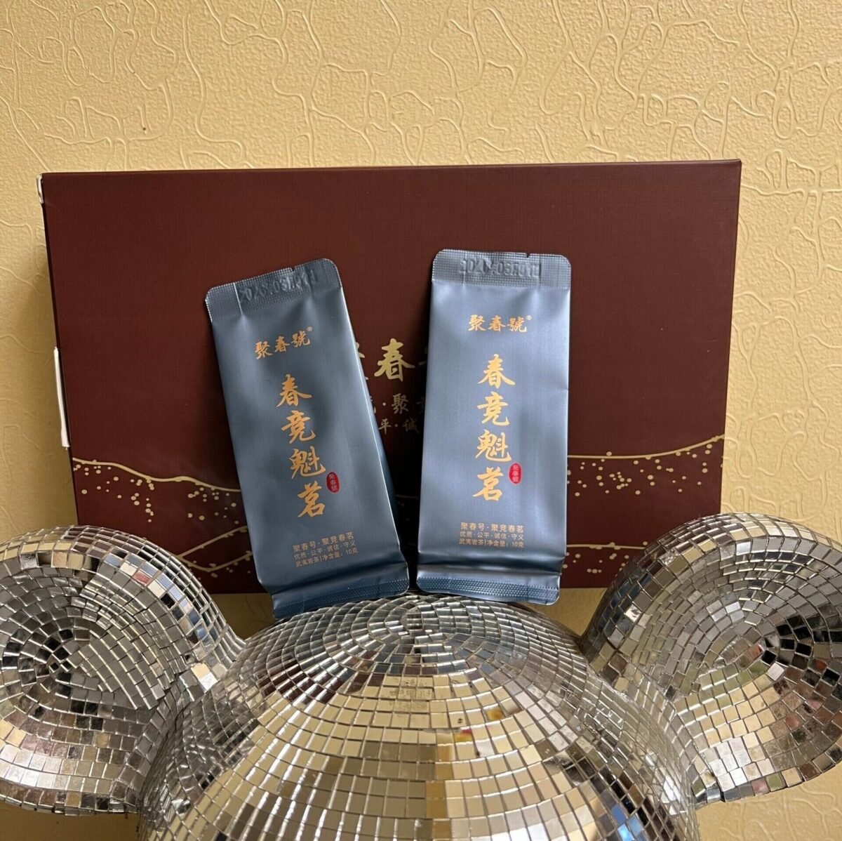 Premium Core Cliff Rou Gui Oolong Tea