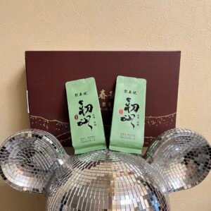 Authentic Shuixian Oolong Tea