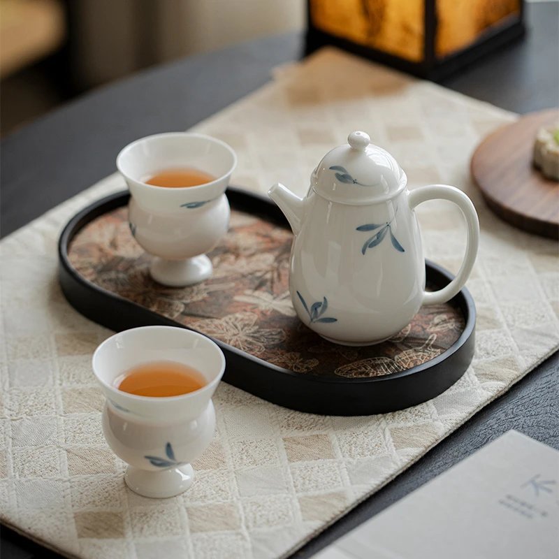 Hand-Painted Elegant Stem Cup Tea Set: A Stunning Stem Cup Gift Set with 5 Artistic Styles