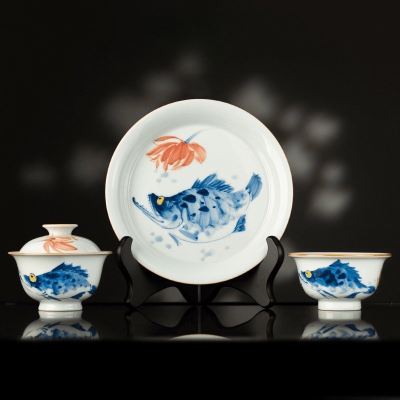 Jingdezhen Carp Gaiwan Set